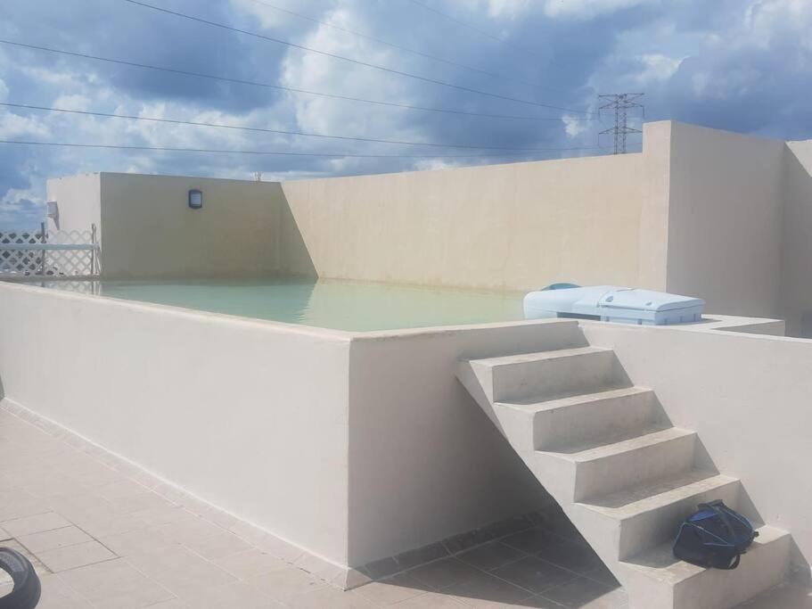 Large Penthouse , Private Terrace *